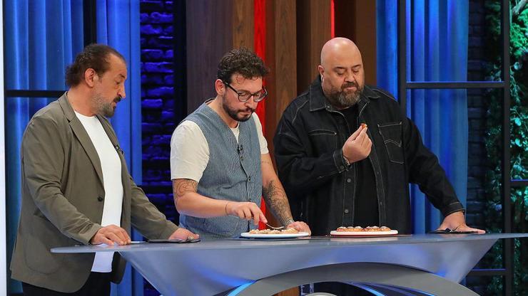 MASTERCHEF ELEME ADAYI 8 EKİM 2025 | MasterChef'te eleme adayı kim oldu, dokunulmazlık oyununu hangi takım kazandı? MASTERCHEF ELEME ADAYI 8 EKİM 2025 | MasterChef'te eleme adayı kim oldu, dokunulmazlık oyununu hangi takım kazandı?