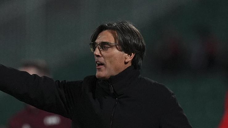 Vincenzo Montella'dan averaj vurgusu Vincenzo Montella'dan averaj vurgusu