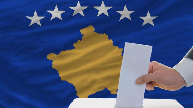 Kosova'da yerel seçim günü: Halk sandık başında Kosova'da yerel seçim günü: Halk sandık başında