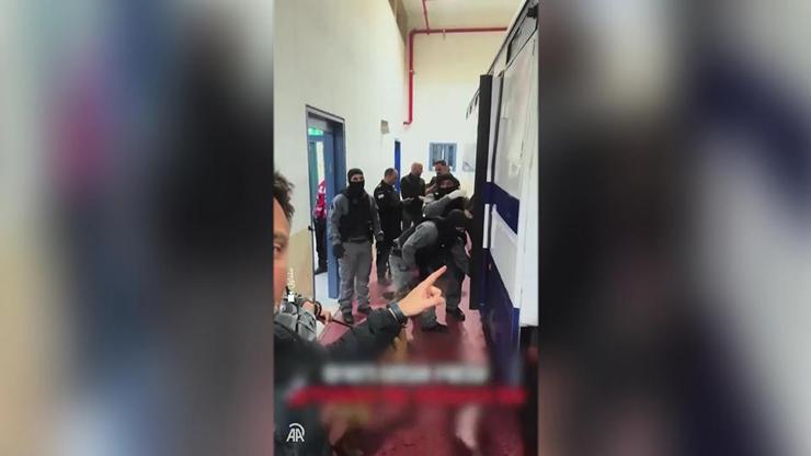 İsrail yine şaşırtmadı… Necef Cezaevi’nden skandal görüntüler
