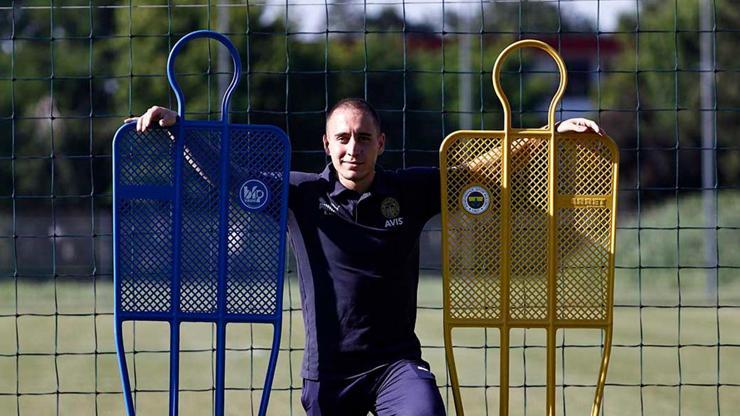 Emre Mor sırra kadem bastı! 5 aydır ortalıkta yok... Emre Mor sırra kadem bastı! 5 aydır ortalıkta yok...