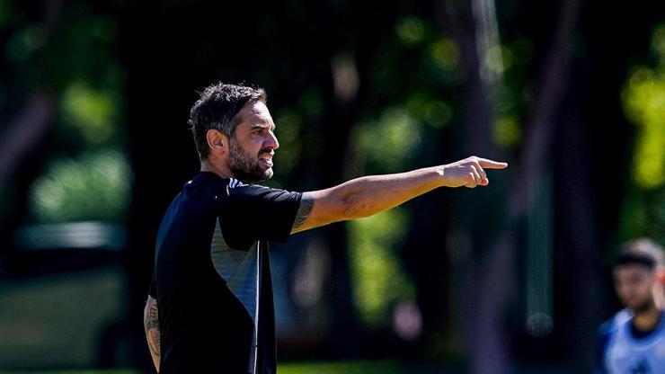 Kayserispor’da Radomir Djalovic, sahaya indi