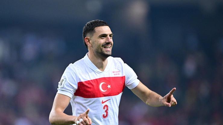 Altın Kafa Merih Demiral Yıldız stoperden evinde tarihi performans...