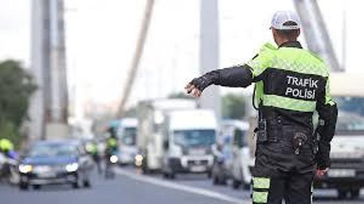 Radar cezalarında sürücülere tanınan %10'luk tolerans payı kalkacak mı? Bakanlıktan flaş açıklama Radar cezalarında sürücülere tanınan %10'luk tolerans payı kalkacak mı? Bakanlıktan flaş açıklama
