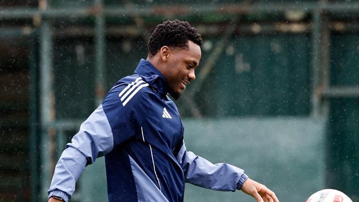 68efa9ecd01eadb4b0608f42 Fenerbahçe, F. Karagümrük mesaisini sürdürdü