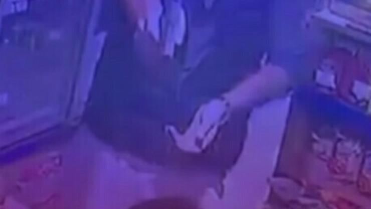 Araç gasbetti, 2 kişiyi öldürüp, 2'si polis 7 kişiyi yaraladı; çatışmada etkisiz hale getirildi / Ek fotoğraflar