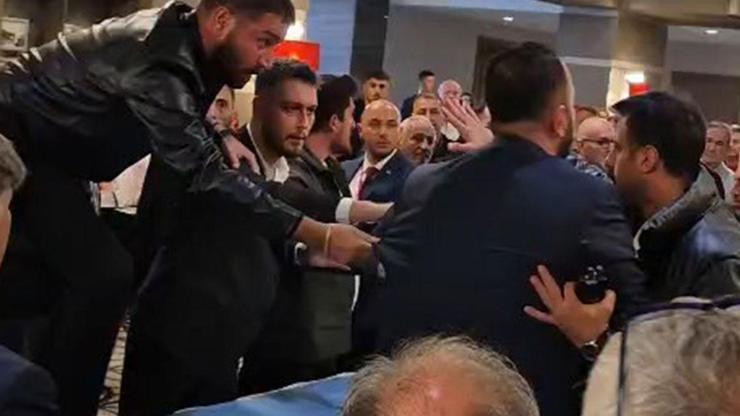 CHP kongresinde kavga çıktı Yaralılar var