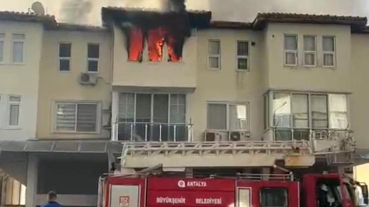 Korkutan yangın büyümeden söndürüldü