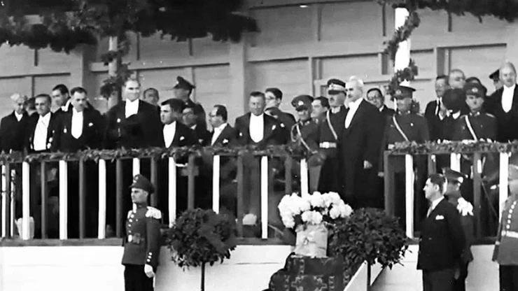Arşivden çıkan özel görüntüler Tarih: 29 Ekim 1933