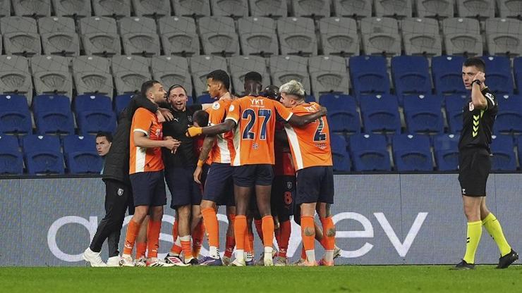 690514e739465790ca54833e Başakşehir, 3 puanı tek golle aldı