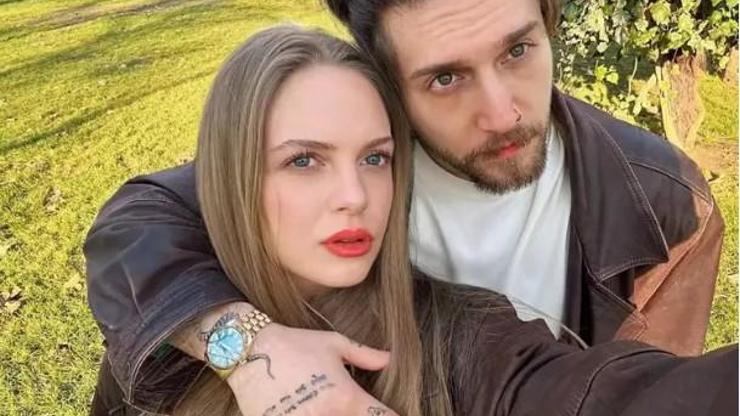 İpek Filiz Yazıcı’dan Endişelendiren Paylaşım Boşanma Sonrası Hastaneden Fotoğraf Geldi