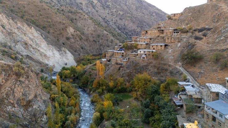 Bitlis’in Gizli Cenneti: Renklerin Dansı Başladı