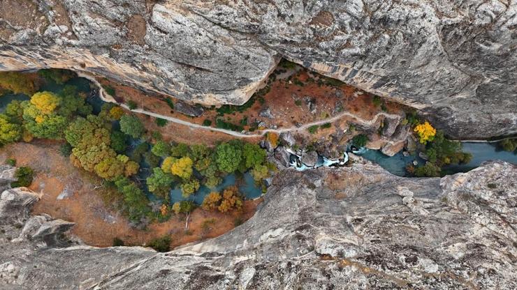 Doğanın Sakladığı Renkler Ortaya Çıkıyor Tohma Kanyonunda Sonbahar