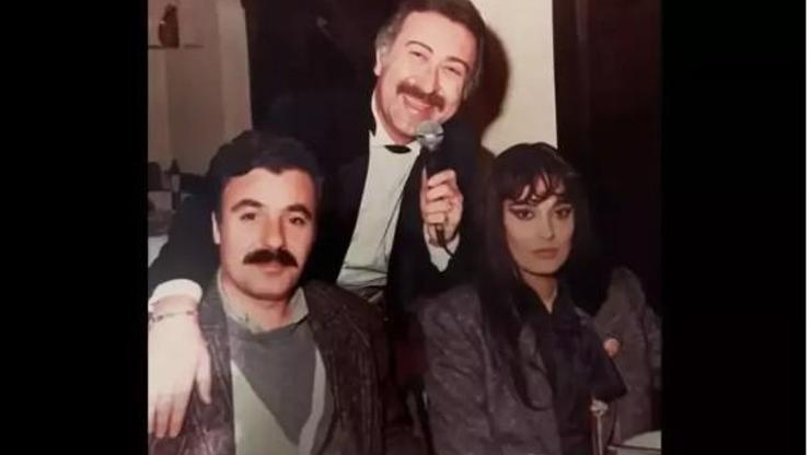 Tuğçe Tayfur’dan Anne-Baba İle Nostaljik Paylaşım: Bugün Yine Albümleri Karıştırıyorum