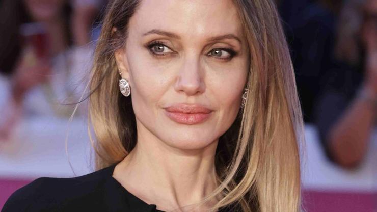 Angelina Jolie cephe bölgelerinde Ukrayna ziyareti beklenmedik bir krize dönüştü...