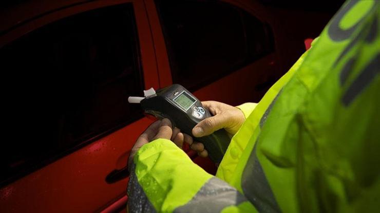 4,83 promil alkollü sürücüye 55 bin 347 lira para cezası