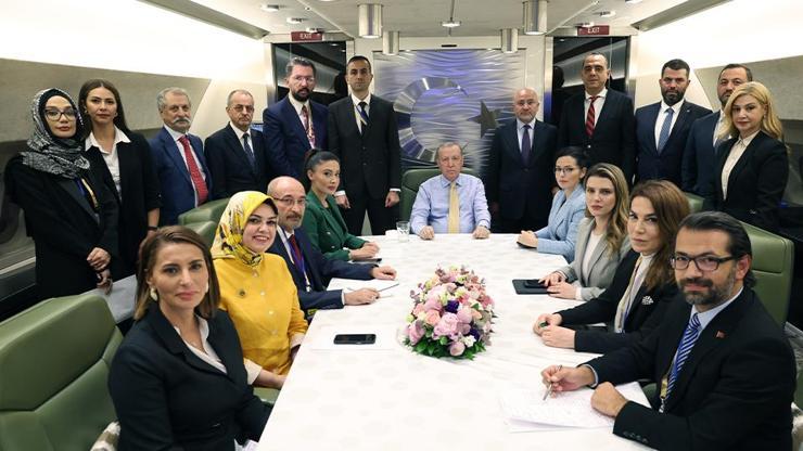 Cumhurbaşkanı Erdoğan, Azerbaycan dönüşü soruları yanıtladı