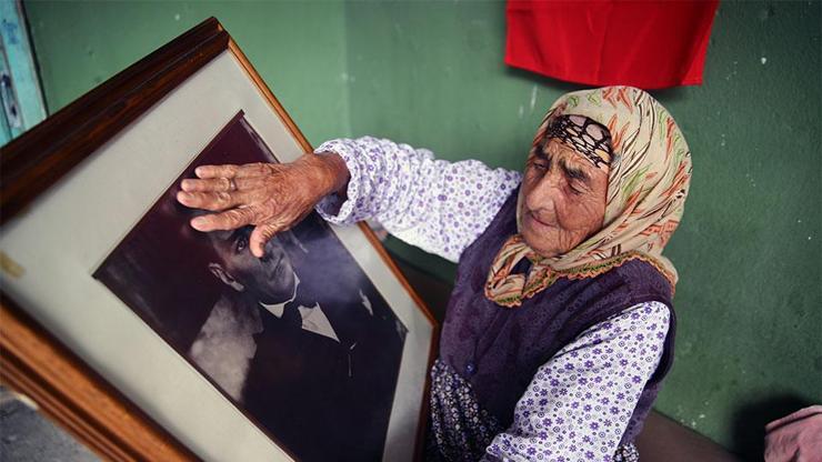 Cennet ninenin Atatürk sevgisi: Vefatını 15 yaşında duydu, şiirini 87 Yıldır Unutmadı