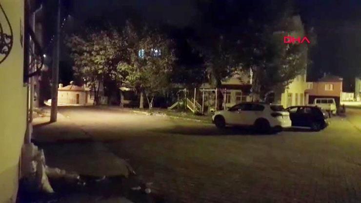 Son dakika... Balıkesir Sındırgıda depremler devam ediyor: Sabah saatlerinde 3 sarsıntı daha