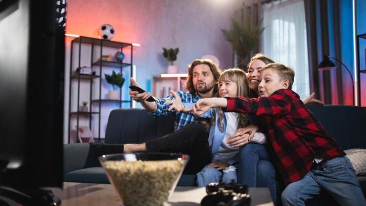 Bu Akşam Hangi Diziler Var, Hangi Programlar Ekrana Gelecek? 14 KASIM 2025 TELEVİZYON YAYIN AKIŞI!