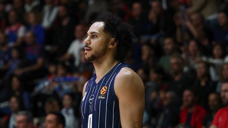 Anadolu Efes’te Shane Larkin, 2 ay yok
