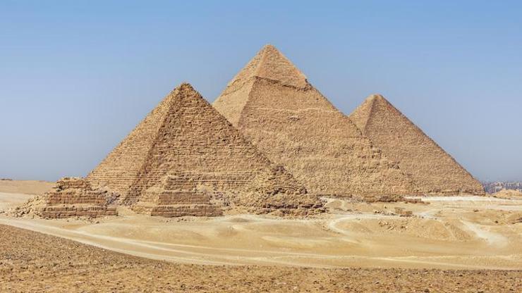 Piramitlerde bilim insanlarını heyecanlandıran keşif Mikerinosun sırrı: Gizli odalara açılan geçit mi bulundu