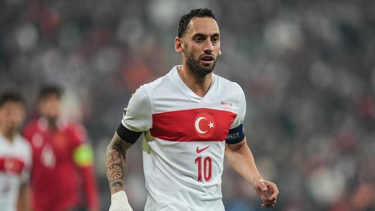 A Milli Futbol Takımı'nda Hakan Çalhanoğlu şoku