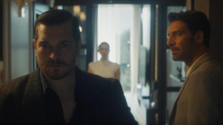 NİSAN, DİNÇER’İ; İZLEYİCİ, EŞREF’İ SEÇTİ