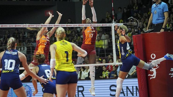 691f82d639465790ca54bb81 Sultanlar Ligi derbisinde Fenerbahçe, Galatasaray’ı mağlup etti