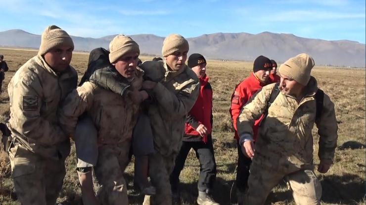  Hava buz kesmişti! Koyunlara sarılarak hayatta kaldı