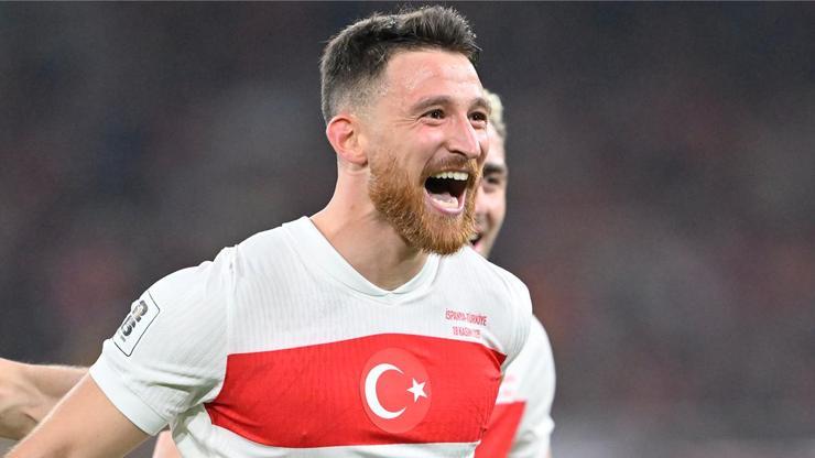 İspanyayı yıkan Salih Özcana, Süper Ligden kanca