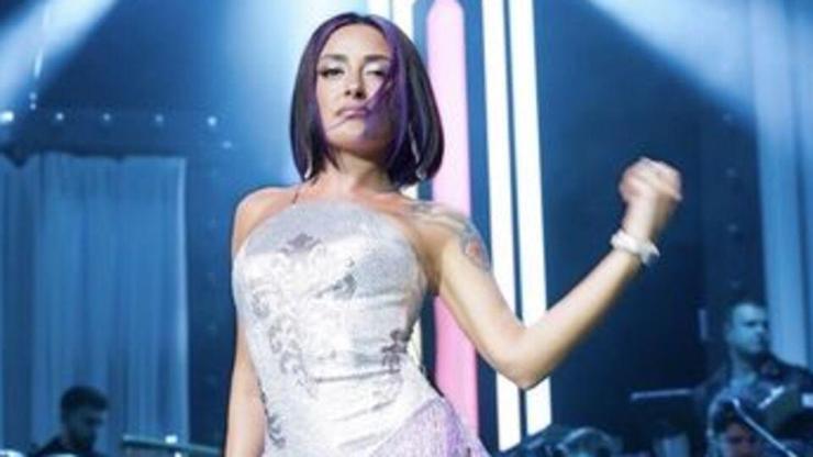 Günler önce boşanan Melek Mossodan Dikkat Çeken Açıklama: Yeni Aşklara Yelken Açalım