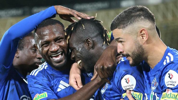 Açılışı Alanyaspor, finali Kasımpaşa yaptı