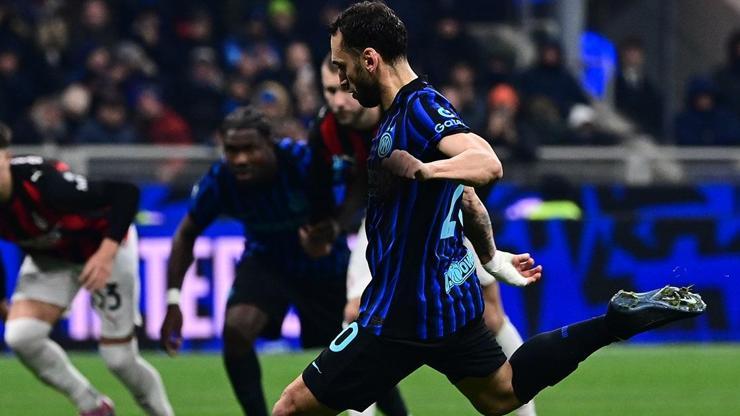 Hakan Çalhanoğlu penaltı kaçırdı, Inter derbide Milan’a yenildi