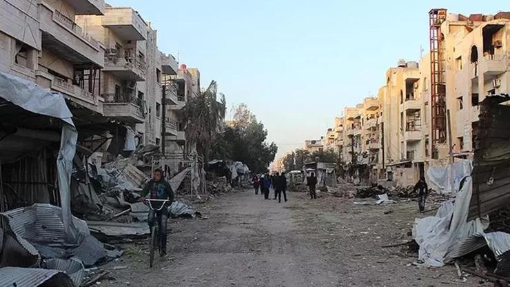 Suriye'nin Humus kentinde sokağa çıkma yasağı