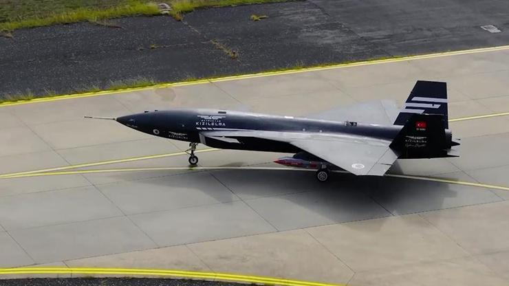 Bayraktar Kızılelma’nın test uçuşları sürüyor