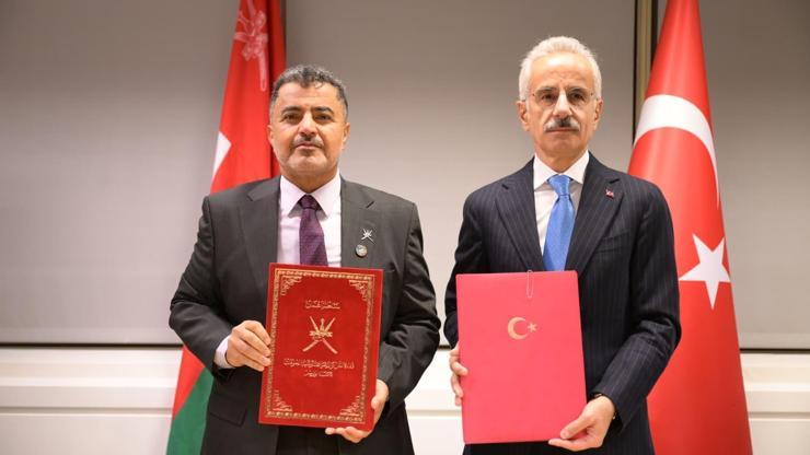 İmzalar atıldı: Umman’dan Avrupa'ya gidecek yükler Türkiye üzerinden taşınacak İmzalar atıldı: Umman’dan Avrupa'ya gidecek yükler Türkiye üzerinden taşınacak