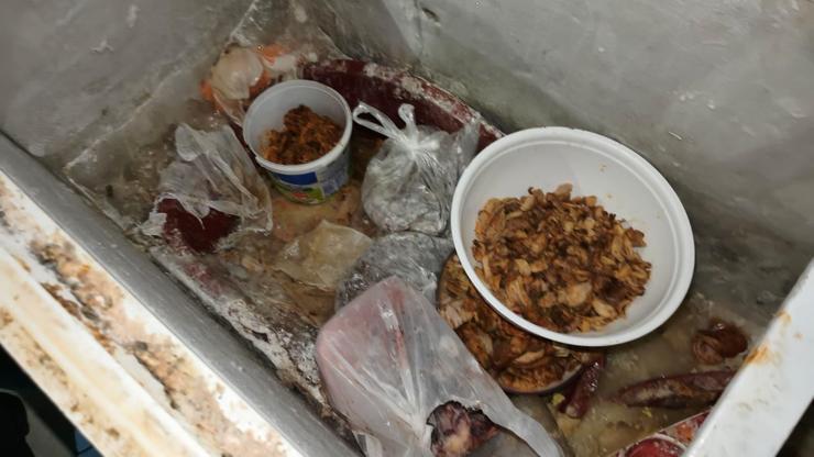 Bu kadarına da pes! Pide salonunda mide bulandıran görüntüler...