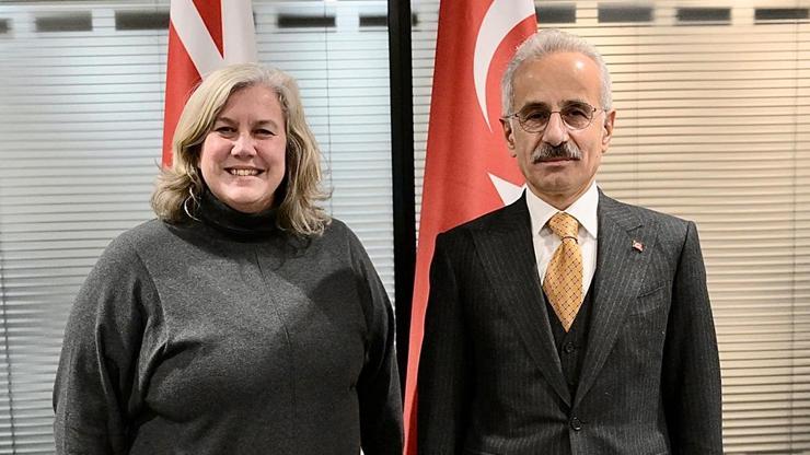 Bakan Uraloğlu, İngiltere Ulaştırma Bakanı Alexander ile görüştü