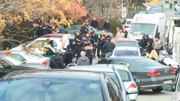 Ankara'da adliye önünde bıçaklı kavga; 5 yaralı