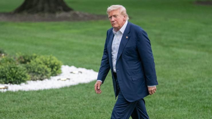 ABD Başkanı Trump: Venezuela ve çevresindeki hava sahası tamamen kapatılacak