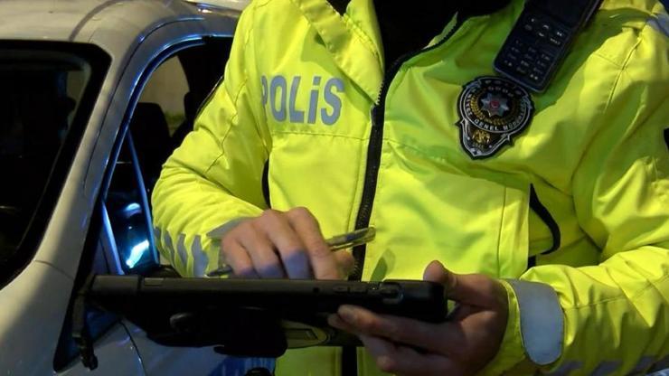 Trafik cezası yazdığı kişiyi öğrenince pişman oldu! Cezayı kendi cebinden ödedi