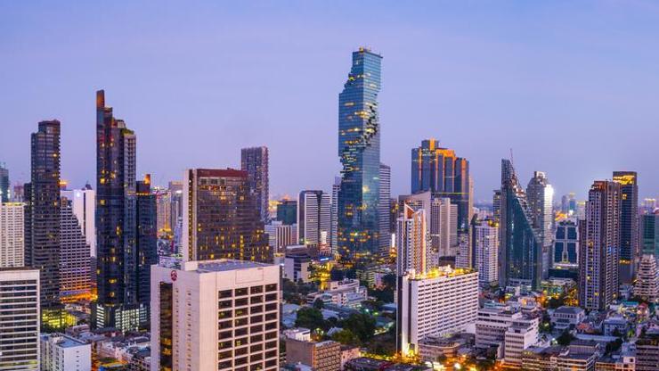 Tayland'da 'öğleden sonra alkol satışı yasağı' 6 aylığına rafa kaldırıldı