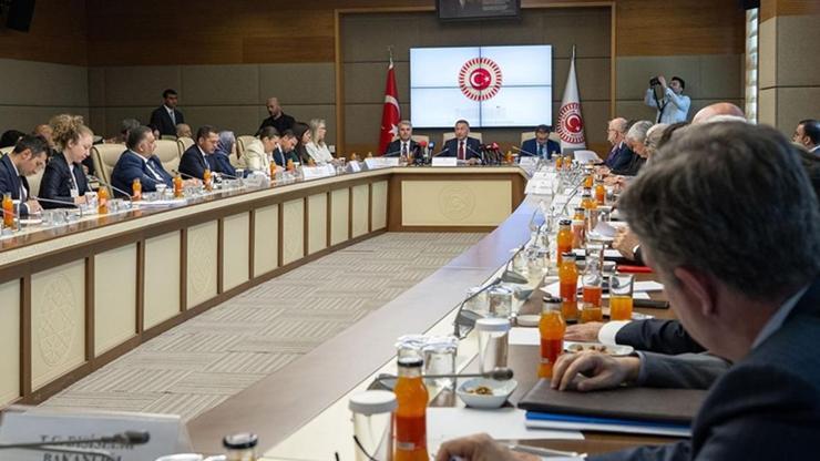TBMM Dışişleri Komisyonu 7 kanun teklifini kabul etti TBMM Dışişleri Komisyonu 7 kanun teklifini kabul etti