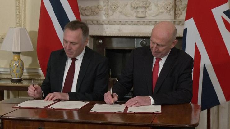 İngiltere ve Norveç’ten Rusya tehdidine karşı tarihi ittifak