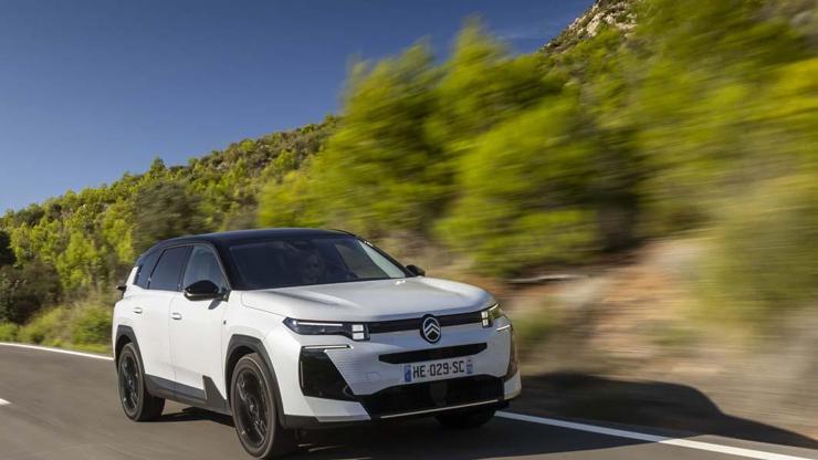 Yeni Citroen C5 Türkiye yollarına çıkıyor