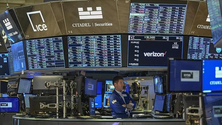 Küresel piyasalarda Fed'e ilişkin şahin faiz indirimi endişeleri devam ediyor Küresel piyasalarda Fed'e ilişkin şahin faiz indirimi endişeleri devam ediyor