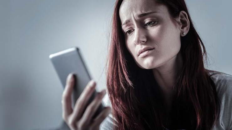Her 100 Gençten 40ında Var Beyin Sürekli Tetikte: Telefon Uyarı ve Bildirimleri Bakın Neye Yol Açıyor