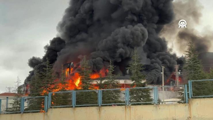 SON DAKİKA... Kırıkkale'de fabrikada yangın!