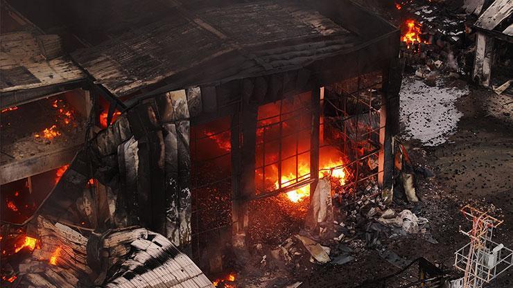 SON DAKİKA... Kırıkkalede fabrikada yangın Vali açıklama yaptı: Can kaybı yok